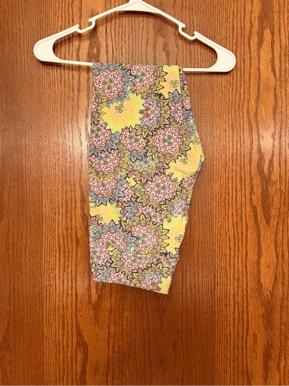 LuLaRoe Floral Yellow Pink Blue Leggings
